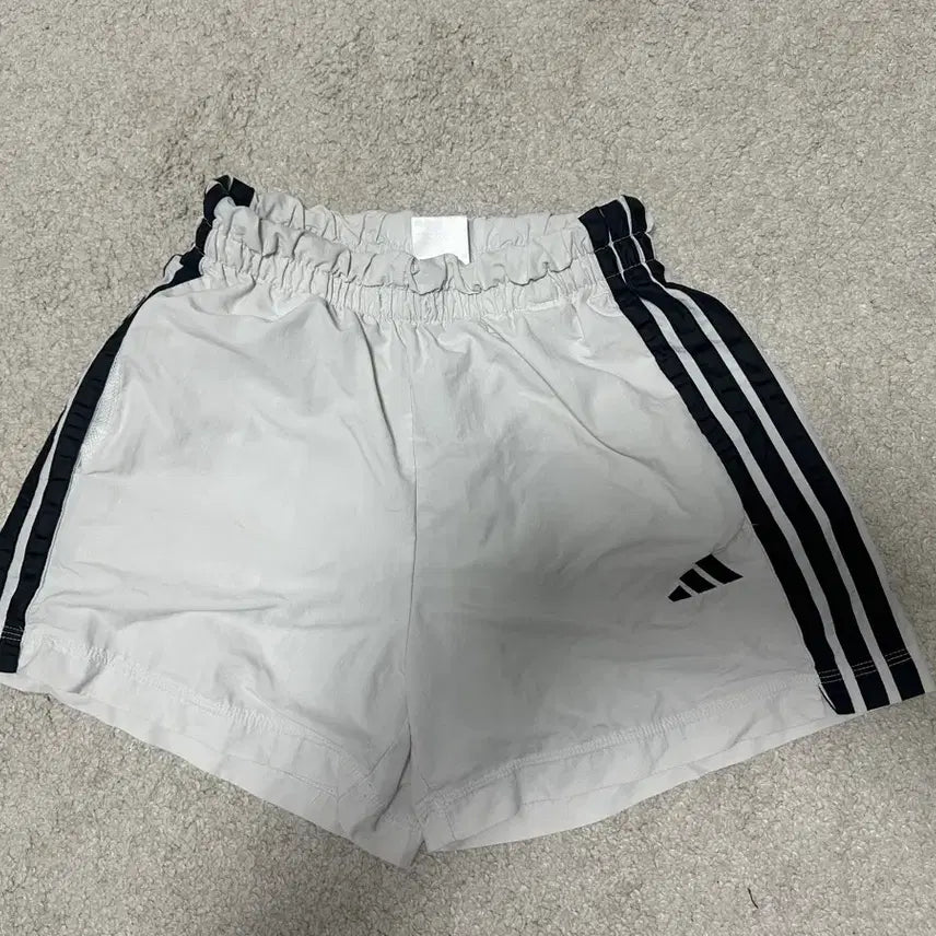 [BUNJANG] Adidas Shorts Size S / 아디다스 쇼츠 사이즈 S