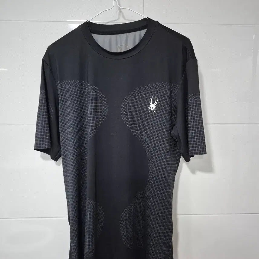 [BUNJANG] Spyder Performance Short Sleeve T-Shirt Black L / 스파이더 반팔 기능성 티셔츠 블랙 L