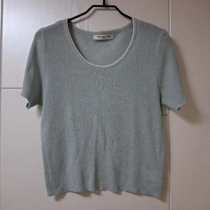 [BUNJANG] Fish and Chips Short-Sleeve Ribbed Knit T-Shirt / Fish and Chips 반팔 골지 니트 티셔츠