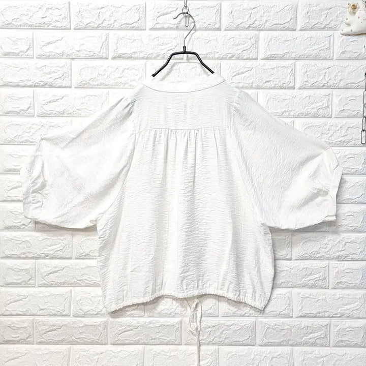 [BUNJANG] White Puff Sleeve Shirt with Drawstring Hem / 퍼프소매 셔츠