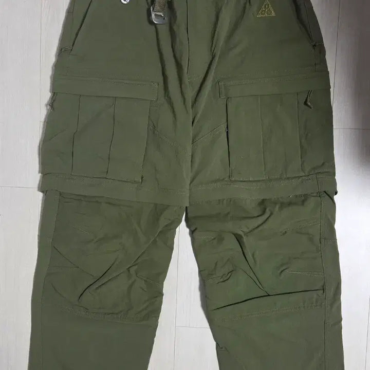 [BUNJANG] Nike ACG Smith Summit Cargo Pants Rough Green / [asia M] 나이키 ACG 스미스 서밋 카고 팬츠 러프 그린
