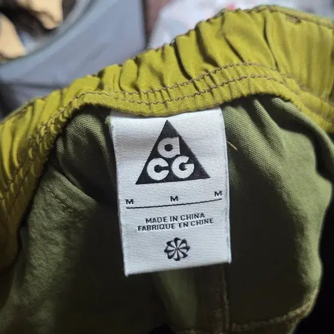 [BUNJANG] Nike ACG Smith Summit Cargo Pants Rough Green / [asia M] 나이키 ACG 스미스 서밋 카고 팬츠 러프 그린