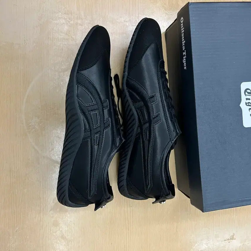 [BUNJANG] Onitsuka Tiger Mexico 66 Driving Black (280mm) / (새상품)280 오니츠카 타이거 멕시코 66 드라이빙 블랙 블랙