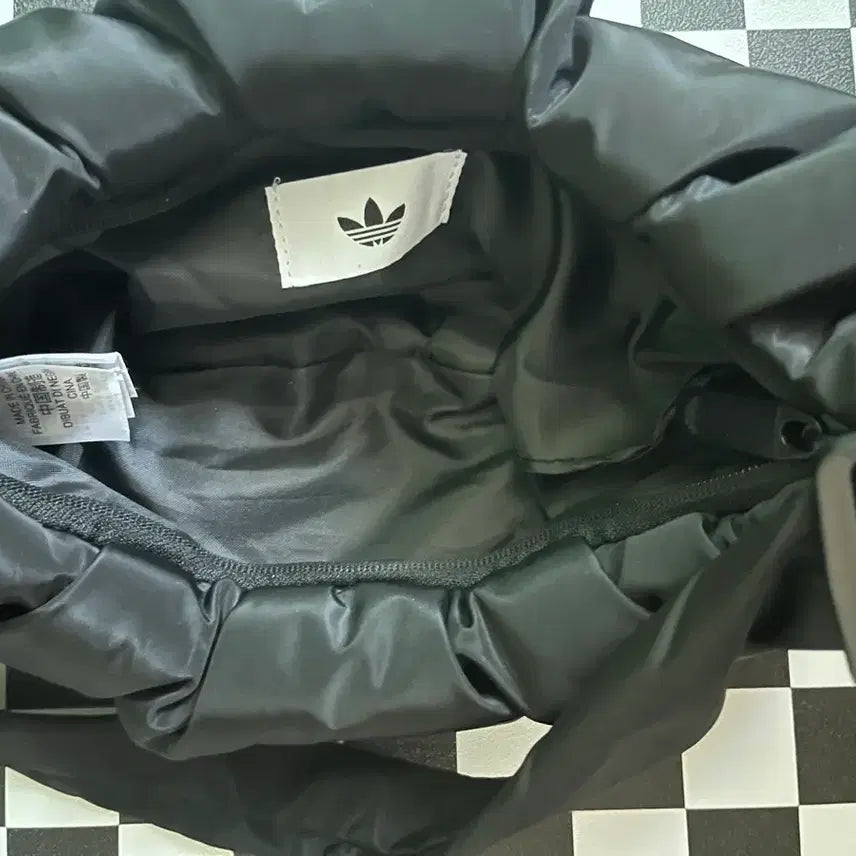[BUNJANG] Adidas Small Shoulder Bag / 아디다스 숄더백 스몰