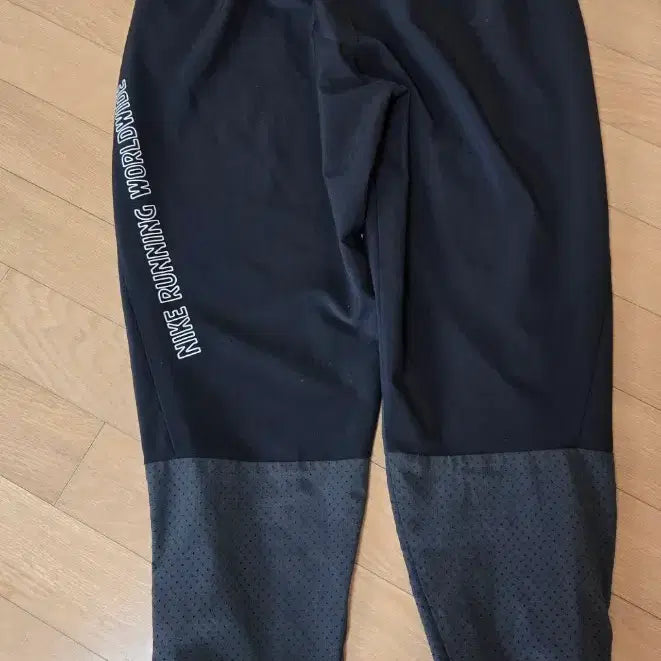 [BUNJANG] Nike Worldwide Track Running Pants Black / 나이키 Worldwide 트랙 러닝 팬츠