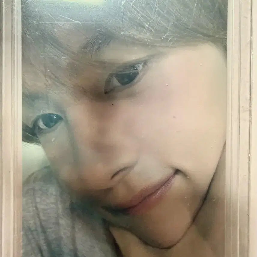 [BUNJANG] TWS Youngjae Apple Hair Agungpang Photocard / 투어스 영재 사과머리 아궁빵 포카