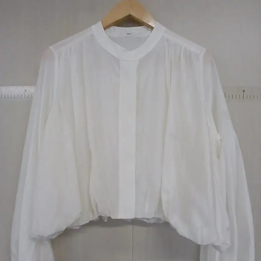 [BUNJANG] REEL White See-through Blouse / REEL 화이트 시스루 블라우스