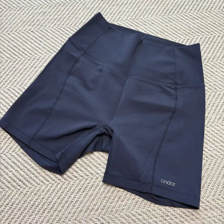 [BUNJANG] Andar Air Cooling 3-Quarter Grey Leggings Bike Shorts / 안다르 에어쿨링 3부 그레이 안다르레깅스 바이크팬츠 바이크쇼츠