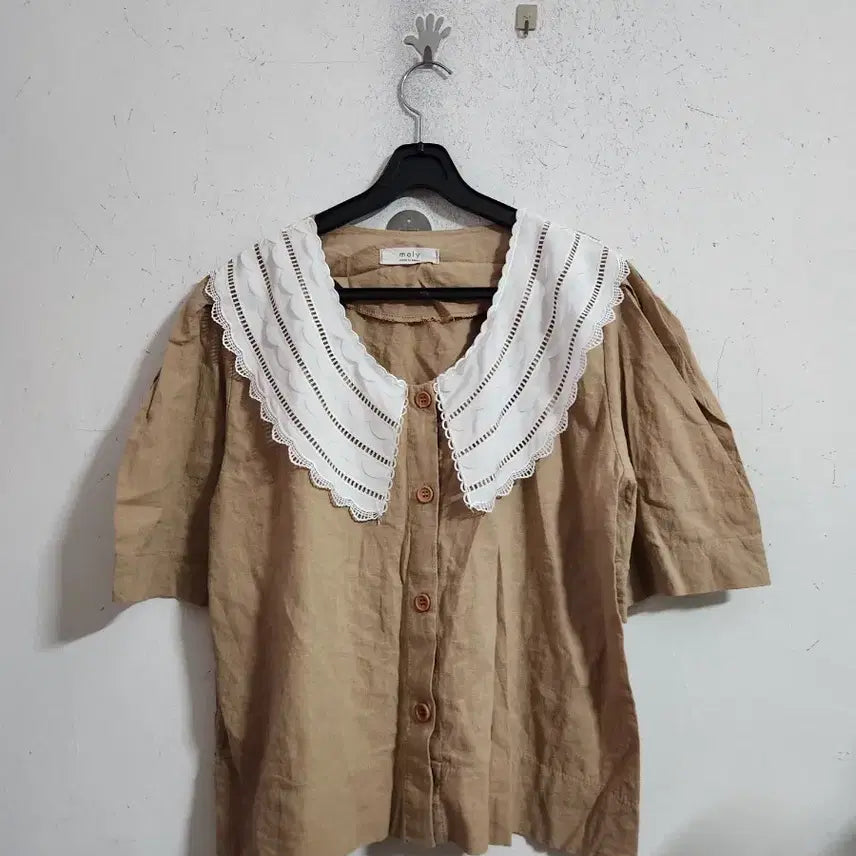 [BUNJANG] Moly Lace Collar Short Sleeve Blouse / moly 레이스 카라 반팔 블라우스