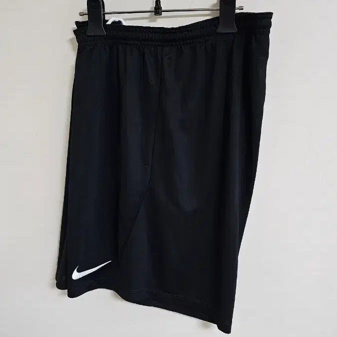 [BUNJANG] Nike Training Shorts (Black) / 나이키 트레이닝 반바지 (513