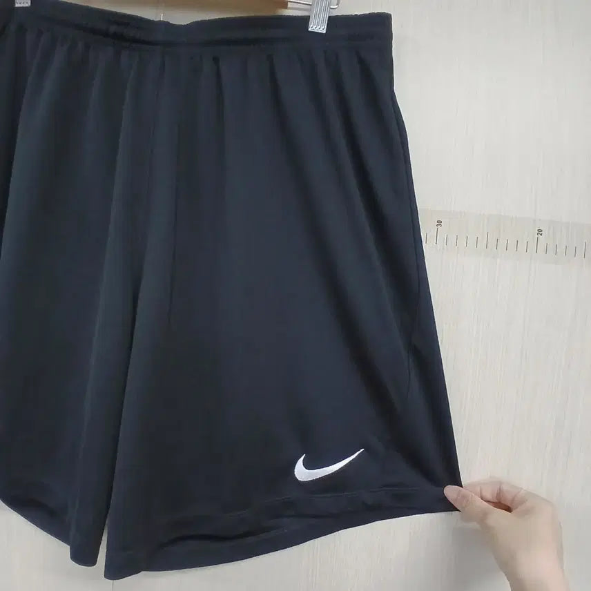[BUNJANG] Nike Navy Swoosh Logo Shorts / 나이키 반바지 네이비 스우시 로고