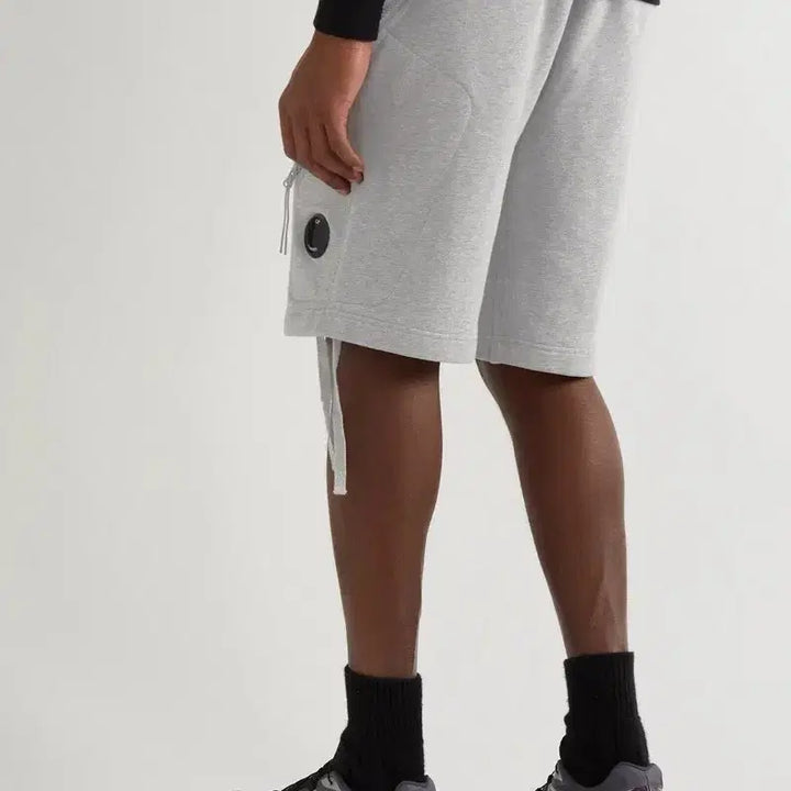 [BUNJANG] CP Company Diagonal Raised Fleece Shorts - Size M / CP컴퍼니 다이애그널 레이즈드  쇼츠 M