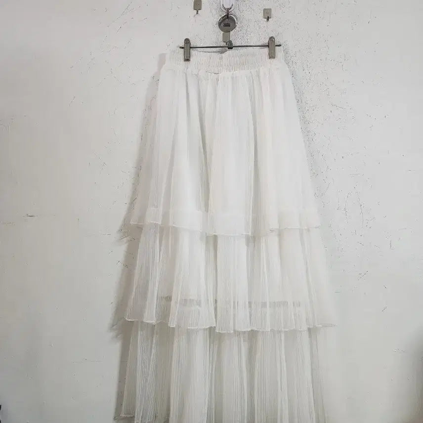 [BUNJANG] White Tiered Maxi Skirt / 화이트 캉캉 롱 스커트