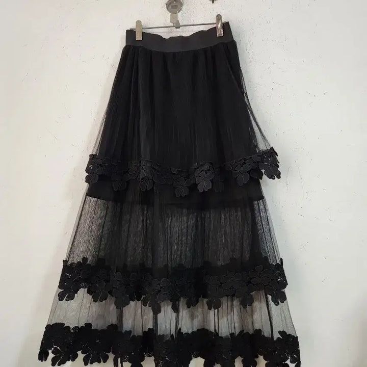[BUNJANG] Black Flower Lace Tiered Long Skirt / 블랙 플라워 레이스 캉캉 롱 스커트