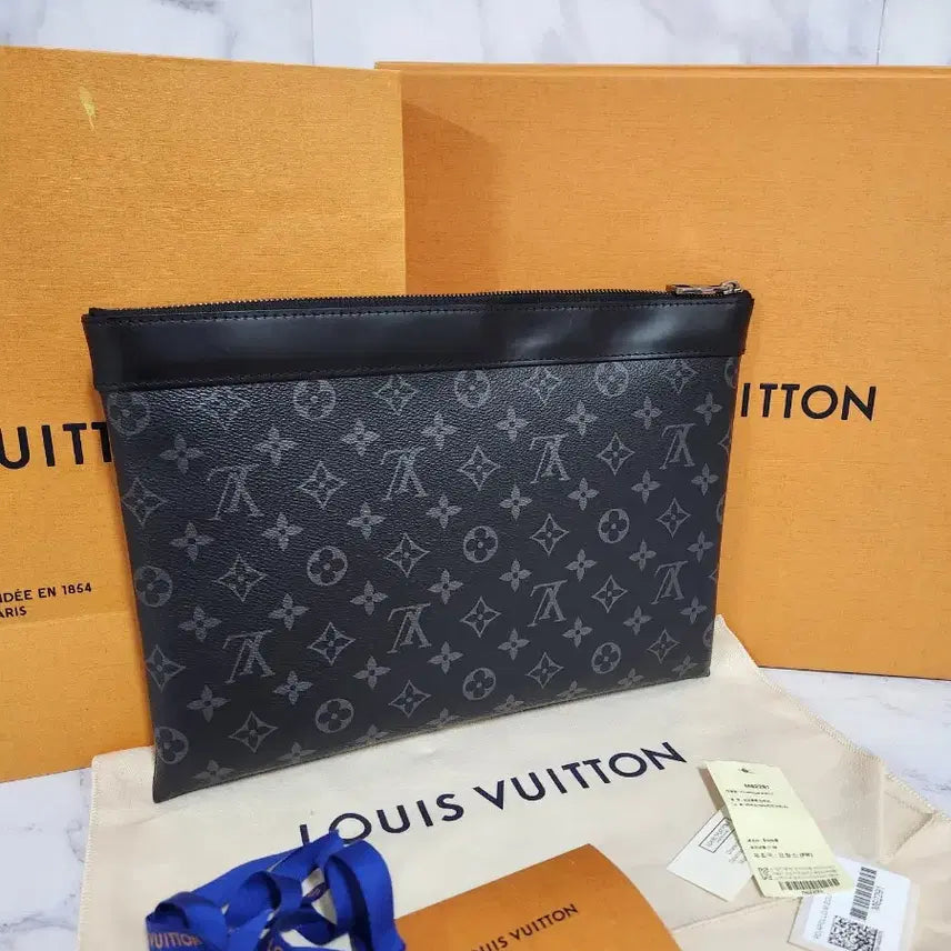 [BUNJANG] Louis Vuitton Monogram Eclipse Clutch / 루이비통 모노그램 이클립스 클러치
