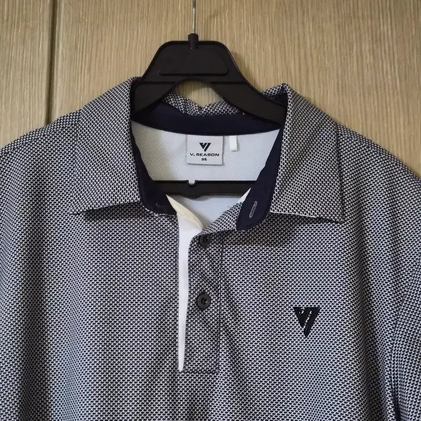 [BUNJANG] V.SEASON Short Sleeve Polo Shirt Navy Dot Pattern Cotton Blend Size 95 / V.SEASON 반팔 폴로 셔츠 95  시원한소재