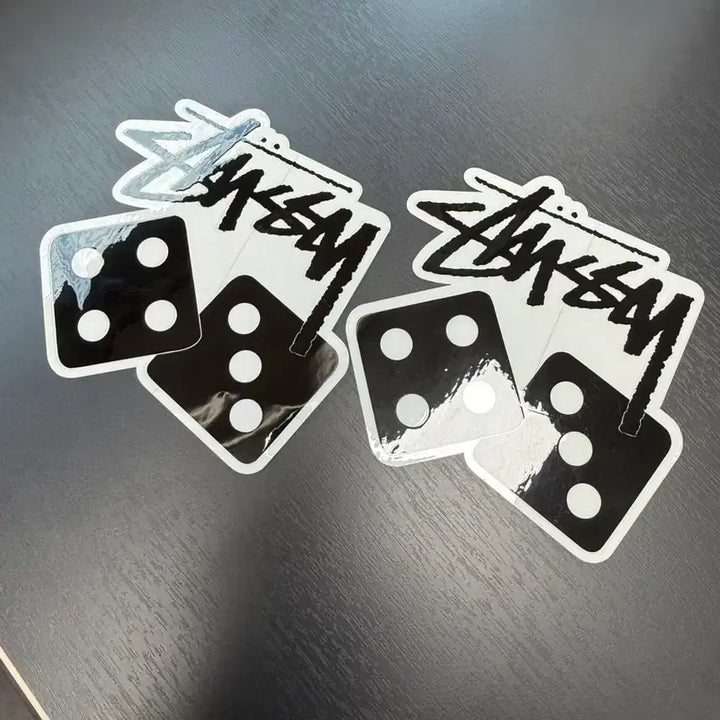 [BUNJANG] Stussy Dice Sticker 2-Piece Bundle / STUSSY 스투시 다이스 스티커 2장 일괄