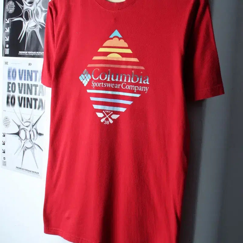 [BUNJANG] Columbia Big Logo T-Shirt Red Old School / W(L) 컬럼비아 반팔 티셔츠 빅로고 레드 올드스쿨-76D0