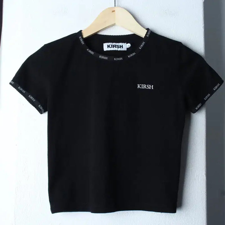 [BUNJANG] Kirsh Lettering Crop T-Shirt Black / W(S-M) 키르시 반팔 티셔츠 레터링 크롭 블랙 키치-76D3