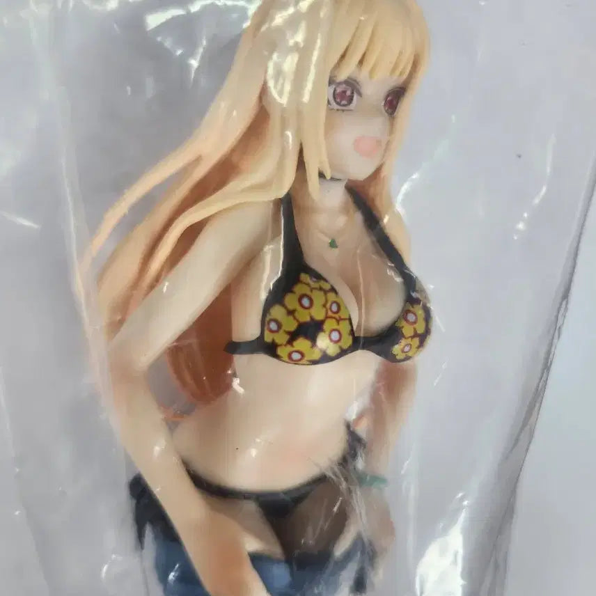 [BUNJANG] Marin Kitagawa Swimsuit Shorts Figure / 키타가와 마린 수영복 반바지 피규어