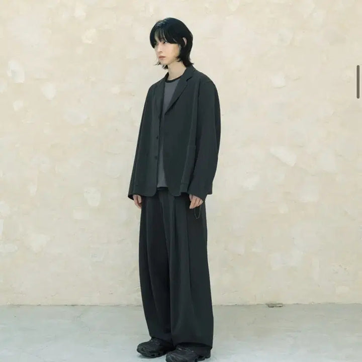 [SOLD OUT] 비긴202 언컨스트럭티드 자켓 [차콜 스트라이프]