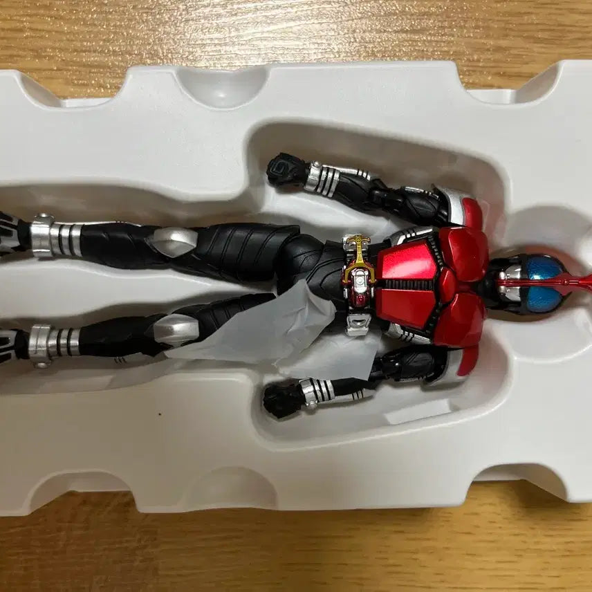 [BUNJANG] S.H.Figuarts Kabuto 10th Anniversary Edition Action Figure / 진골조제법 카부토 10주년