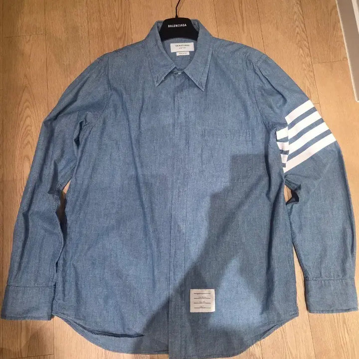 [BUNJANG] Thom Browne Chambray Diagonal Stripe Shirt / (3) 톰브라운 샴브레이 사선 셔츠