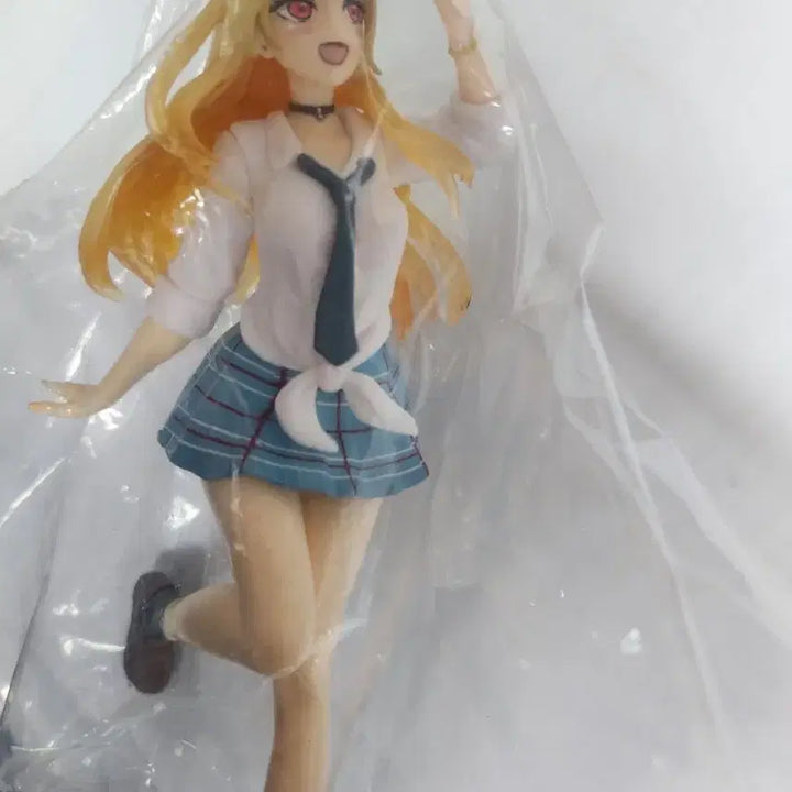 [BUNJANG] My Dress-Up Darling Marin Kitagawa School Uniform Figure / 마이 드레스 업 달링 키타가와 마린 교복 피규어