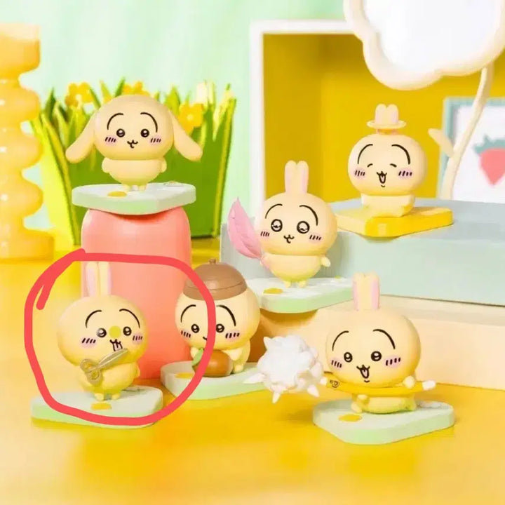 [BUNJANG] Chiikawa Usagi Darake Rabbit Figure Scissors / 우사기 투성이 치이카와 우사기 다라케 피규어 가위