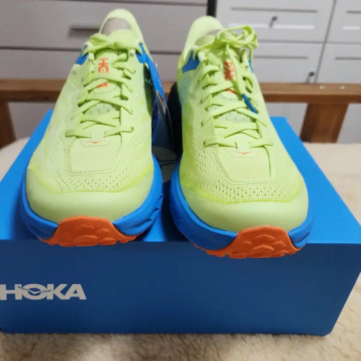 [BUNJANG] Hoka Speedgoat 5 Trail Running Shoes Size 285 / 호카 스피드고트 5 트레일러닝화 285D사이즈