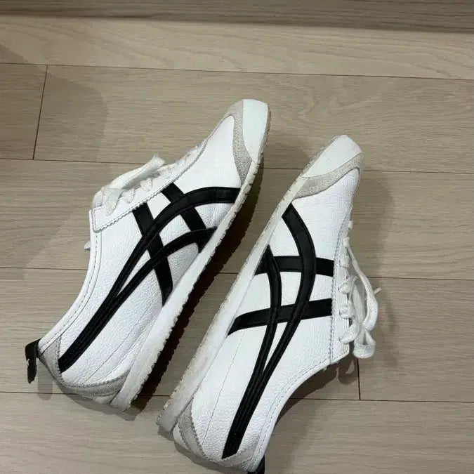 [BUNJANG] Onitsuka Tiger Mexico 66 White Black Sneakers / 오니츠카타이거 멕시코66 화이트블랙 66