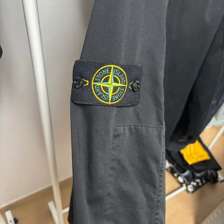 [BUNJANG] Stone Island Overshirt Black / 스톤 오버셔츠
