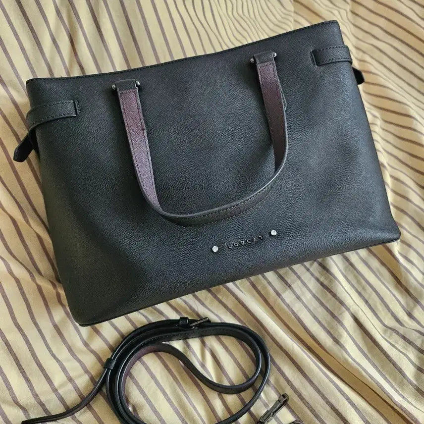 [BUNJANG] Lovecat Black Tote Bag with Shoulder Strap / 러브캣 토트백 블랙 숄더 스트랩 포함