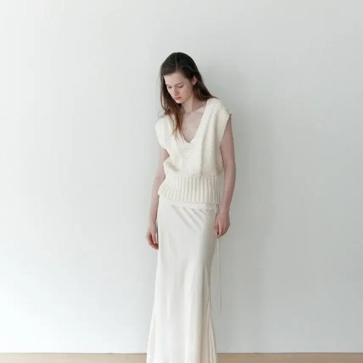 [BUNJANG] Thelure Lash Knit Vest - Cream / 더릴 래쉬 니트 베스트 Lash Knit Vest_Cream