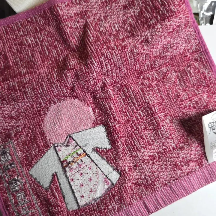 [BUNJANG] Demon Slayer Nezuko Kimono Pattern Handkerchief Towel / 귀멸의칼날 네즈코 손수건 타월