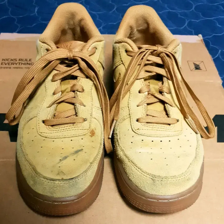 [BUNJANG] Nike Air Force 1 LV8 &