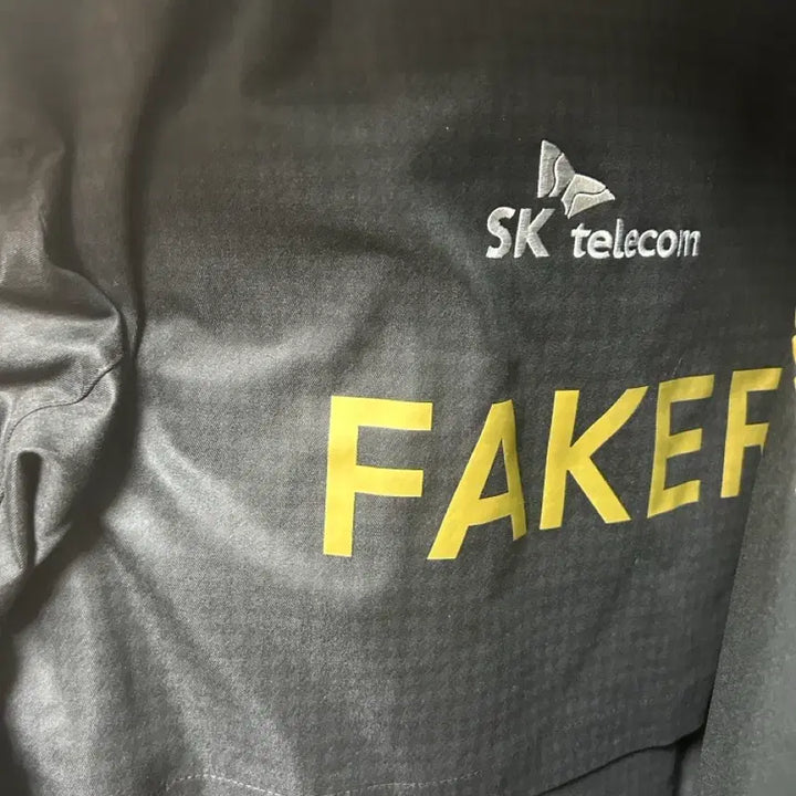 [BUNJANG] T1 2025 Worlds Uniform Jacket Faker Marked 5-Star / 티원 25 월즈 유니폼 자켓 페이커 마킹 5성