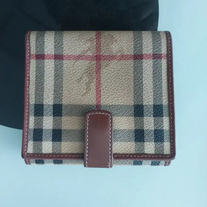 [BUNJANG] Burberry Classic Check Bifold Wallet / 버버리 클래식 체크 반지갑