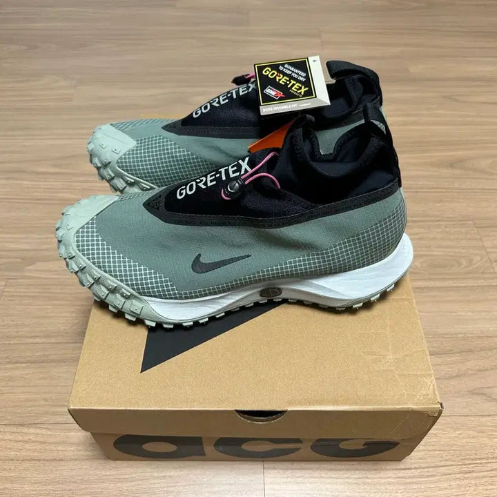 [BUNJANG] Nike ACG Mountain Fly Gore-Tex Clay Green / 나이키 ACG 마운틴플라이 고어텍스 클레이 그린 카키 올리브 290 29