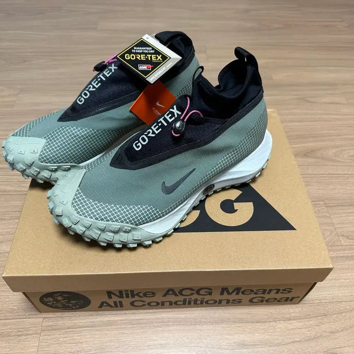 [BUNJANG] Nike ACG Mountain Fly Gore-Tex Clay Green / 나이키 ACG 마운틴플라이 고어텍스 클레이 그린 카키 올리브 290 29