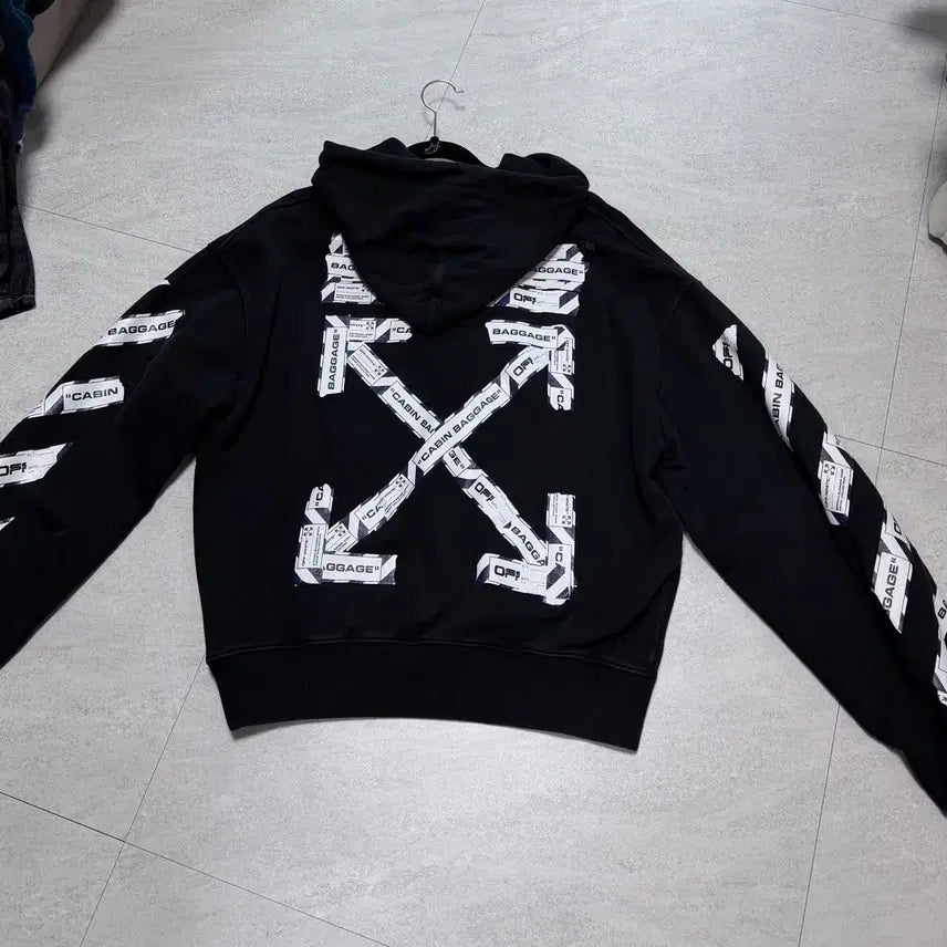 [BUNJANG] Off-White Unisex Hoodie Size S / 오프화이트 남여공용 후드티 s 정품
