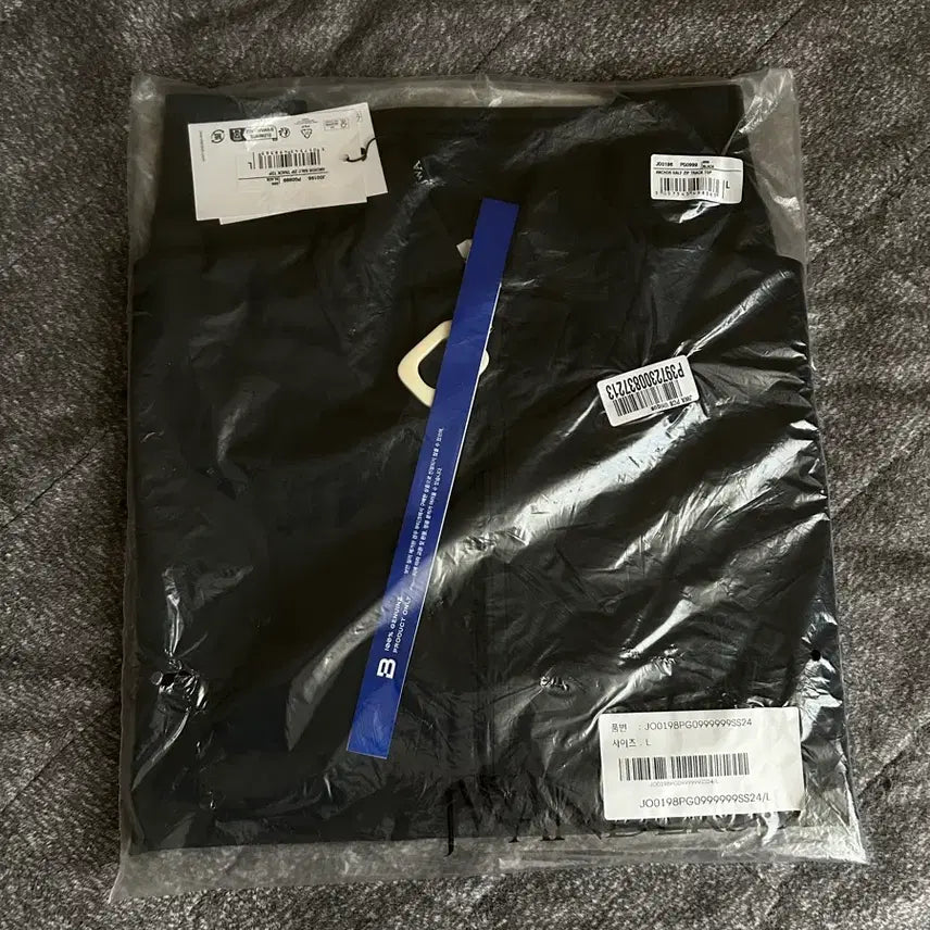 [SOLD OUT] jw앤더슨 하프집업 트랙자켓 새상품 L사이즈 정가49만원