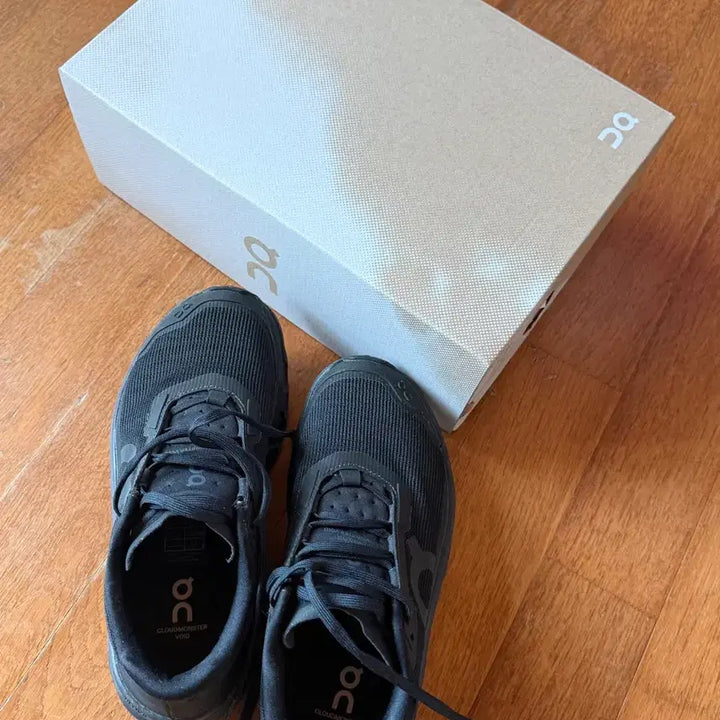 [BUNJANG] On Running Cloudmonster Void Sneakers Black 230 / 온러닝 클라우드몬스터 보이드 운동화 블랙 230