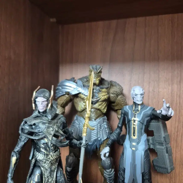 [BUNJANG] Marvel Legends Black Order (BAF Collectibles Obsidian, Ebony Maw, Corvus Glaive) / 마블레전드 블랙오더 (BAF 컬옵시디언, 에보니 모, 콜버스)