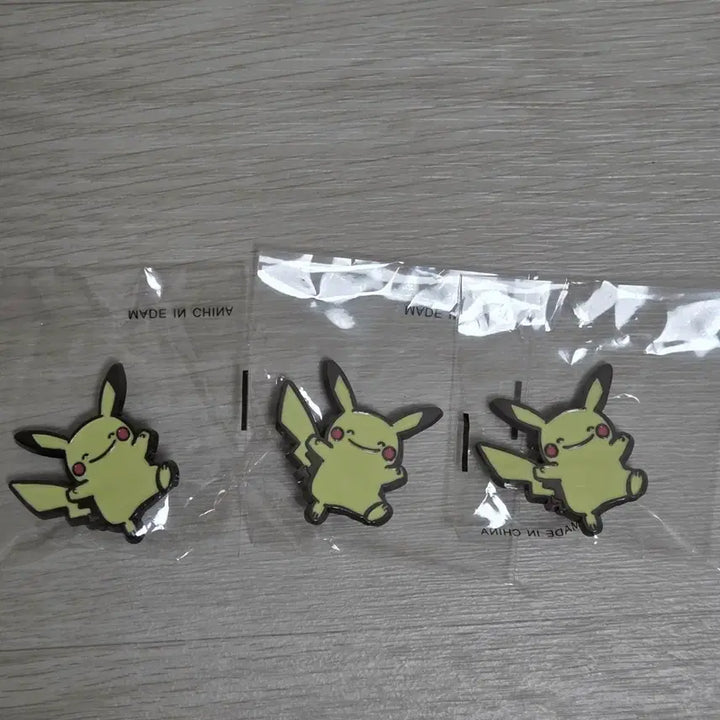 [BUNJANG] Colorgram Pokemon Metal Charm - Ditto, Pikachu / 올리브영  컬러그램 메타몽 피카츄 메탈참 포켓몬