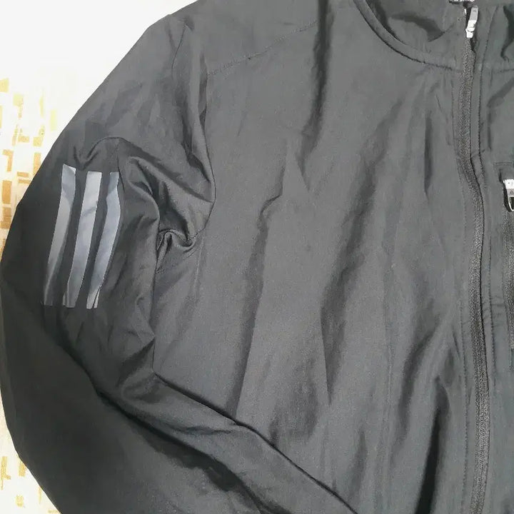 [BUNJANG] Adidas Black Lightweight Windbreaker Jumper Size 100 / 아디다스 블랙 경량 바람막이 점퍼 100