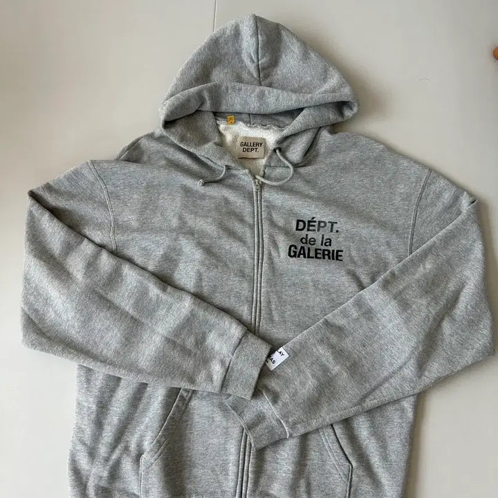 [SOLD OUT] 갤러리 디파트먼트 후드 집업 그레이 L