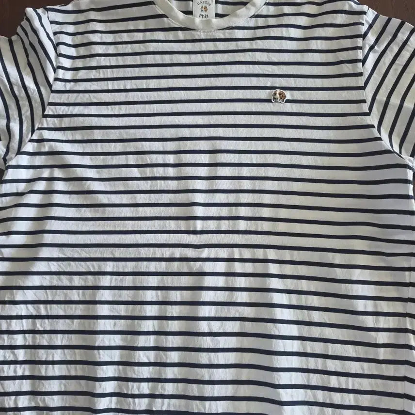 [BUNJANG] Hazzys White Navy Stripe T-Shirt Size 105 / 헤지스 화이트 네이비 스트라이프 티셔츠 105