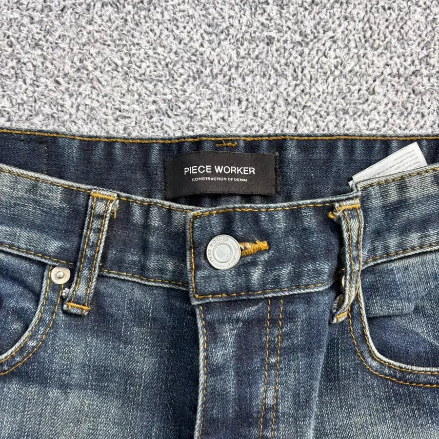 [BUNJANG] 31 Piecework Washed Mid-Blue Denim Jeans / 31 피스워크 워싱 중청 데님 청바지 0506J