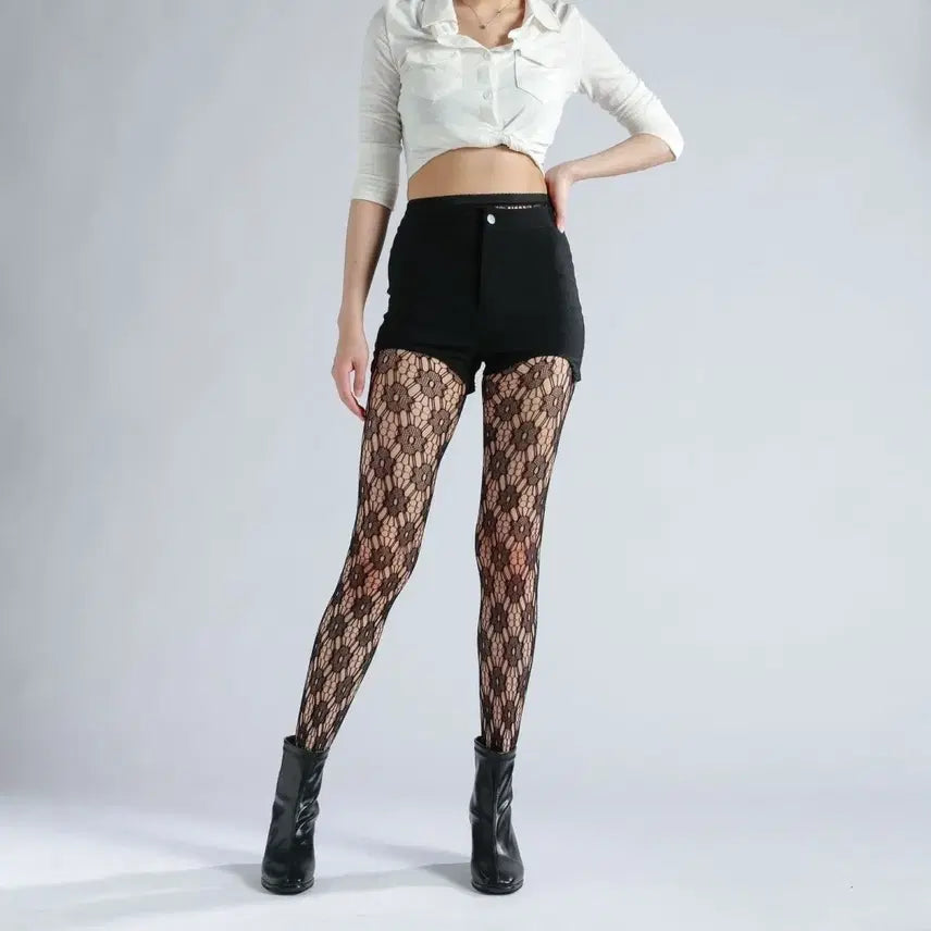 [BUNJANG] Japanese Sakura Black Fishnet Stockings / 일본식 사쿠라 블랙 피쉬넷 스타킹